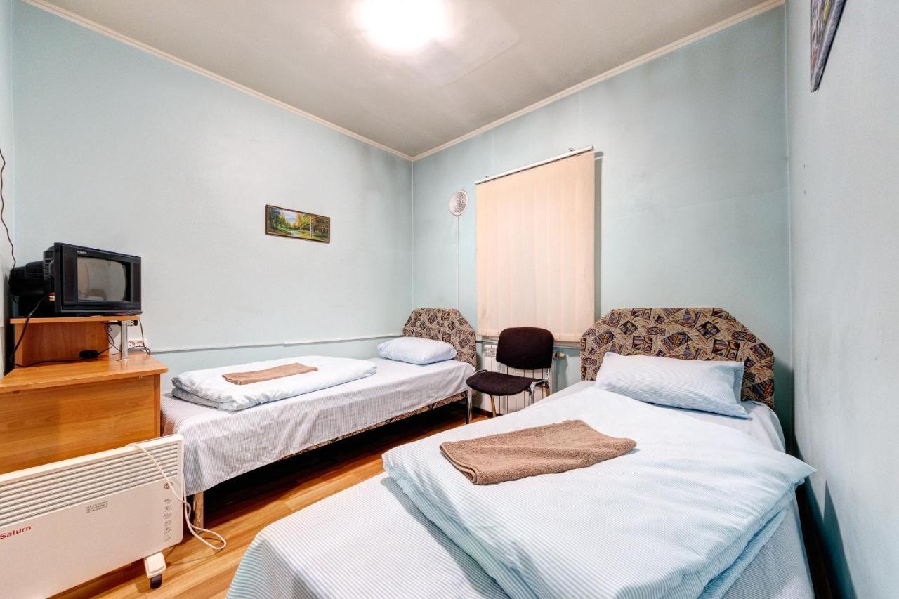 Hotel Zvezda Kiev Bagian luar foto